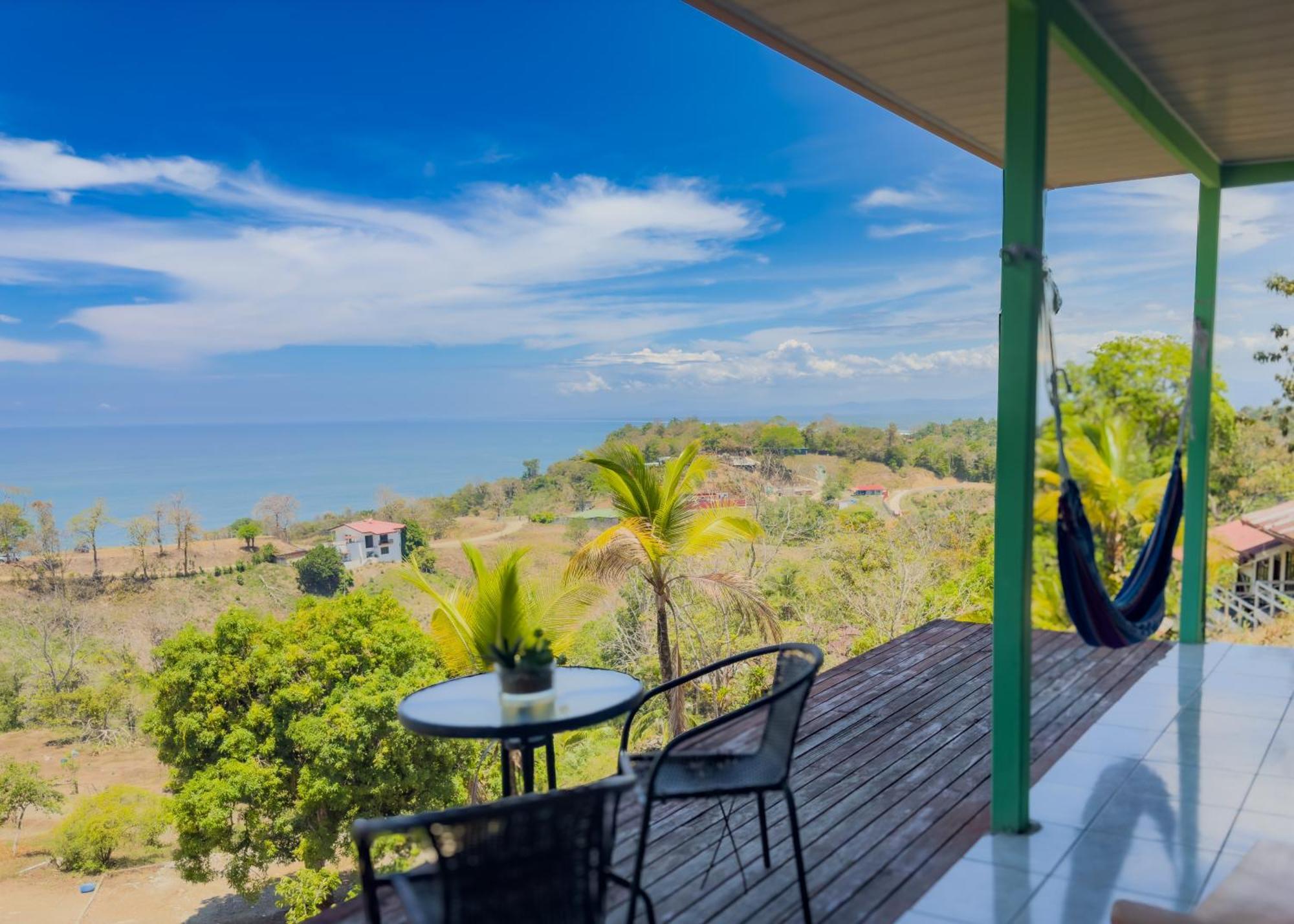 Pura Natura Lodge Manuel Antonio Exterior photo